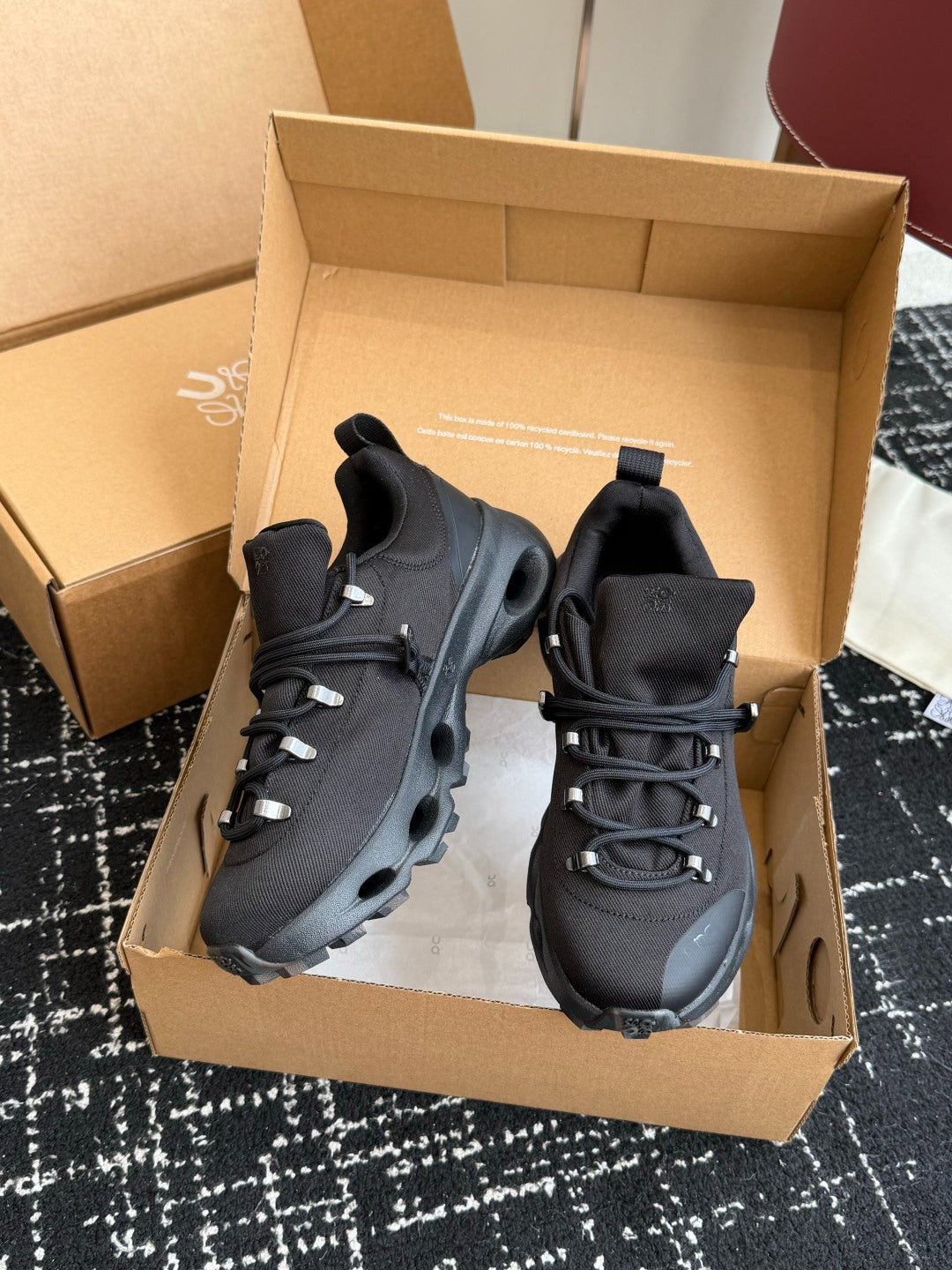 On x Loewe Cloudtilt All Black Co-branded Cloud Cushion Outdoor Hiking Trail Shoes