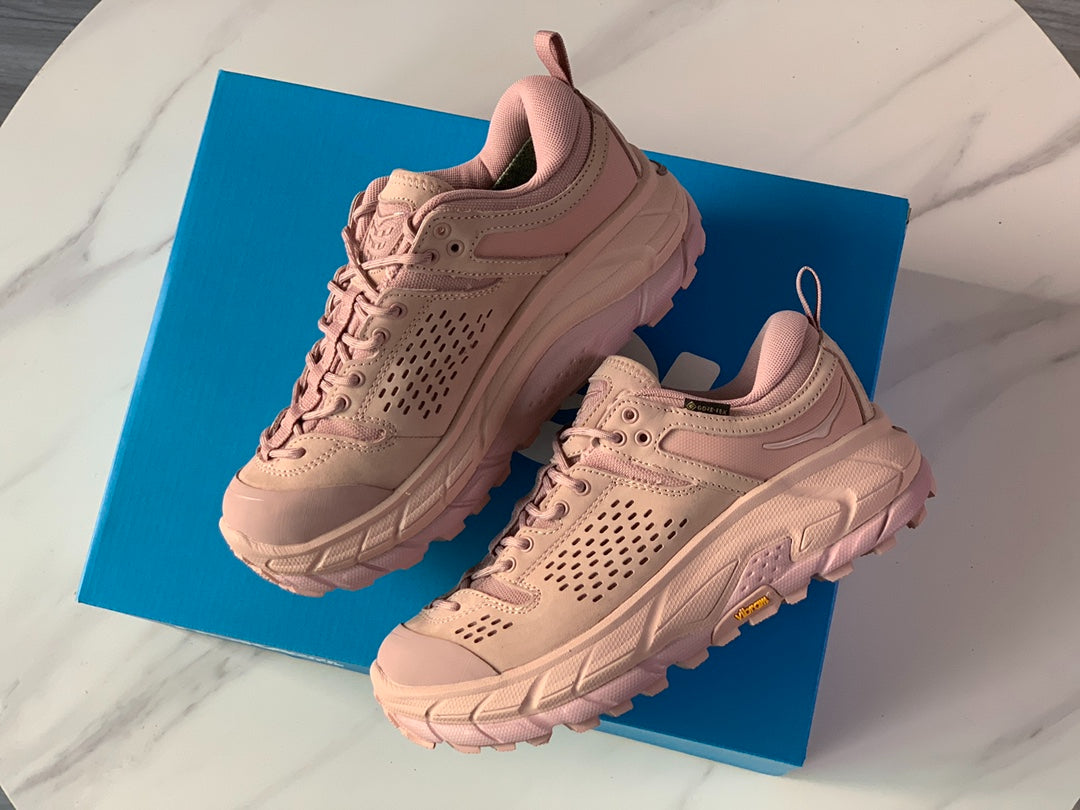 Hoka Ultra Low Gore-Tex Nude Pink