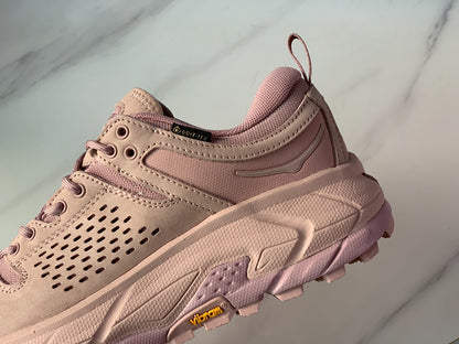 Hoka Ultra Low Gore-Tex Nude Pink
