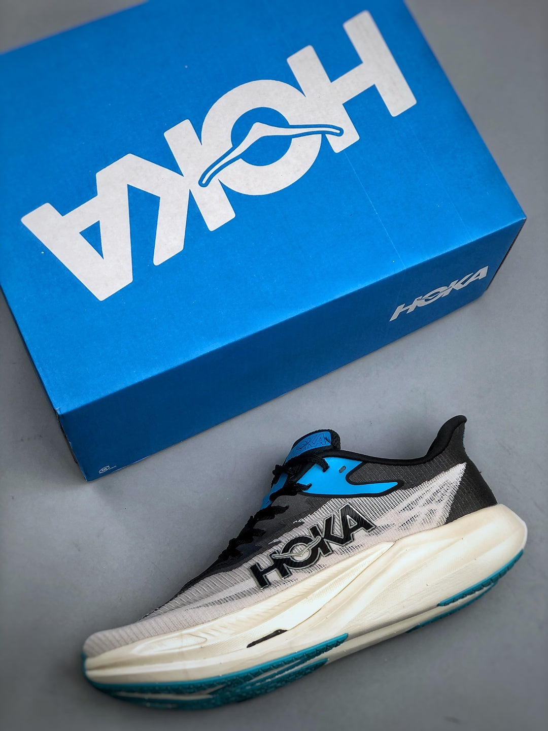 Hoka One One U ROCKET X 3