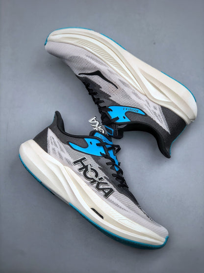 Hoka One One U ROCKET X 3