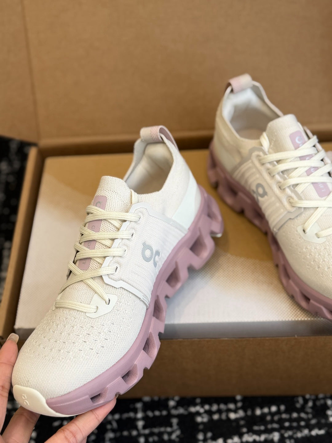 White Dusty Pink On Cloudswift 4 CloudTec Cushion Sneakers Breathable Mesh Women Running Shoes