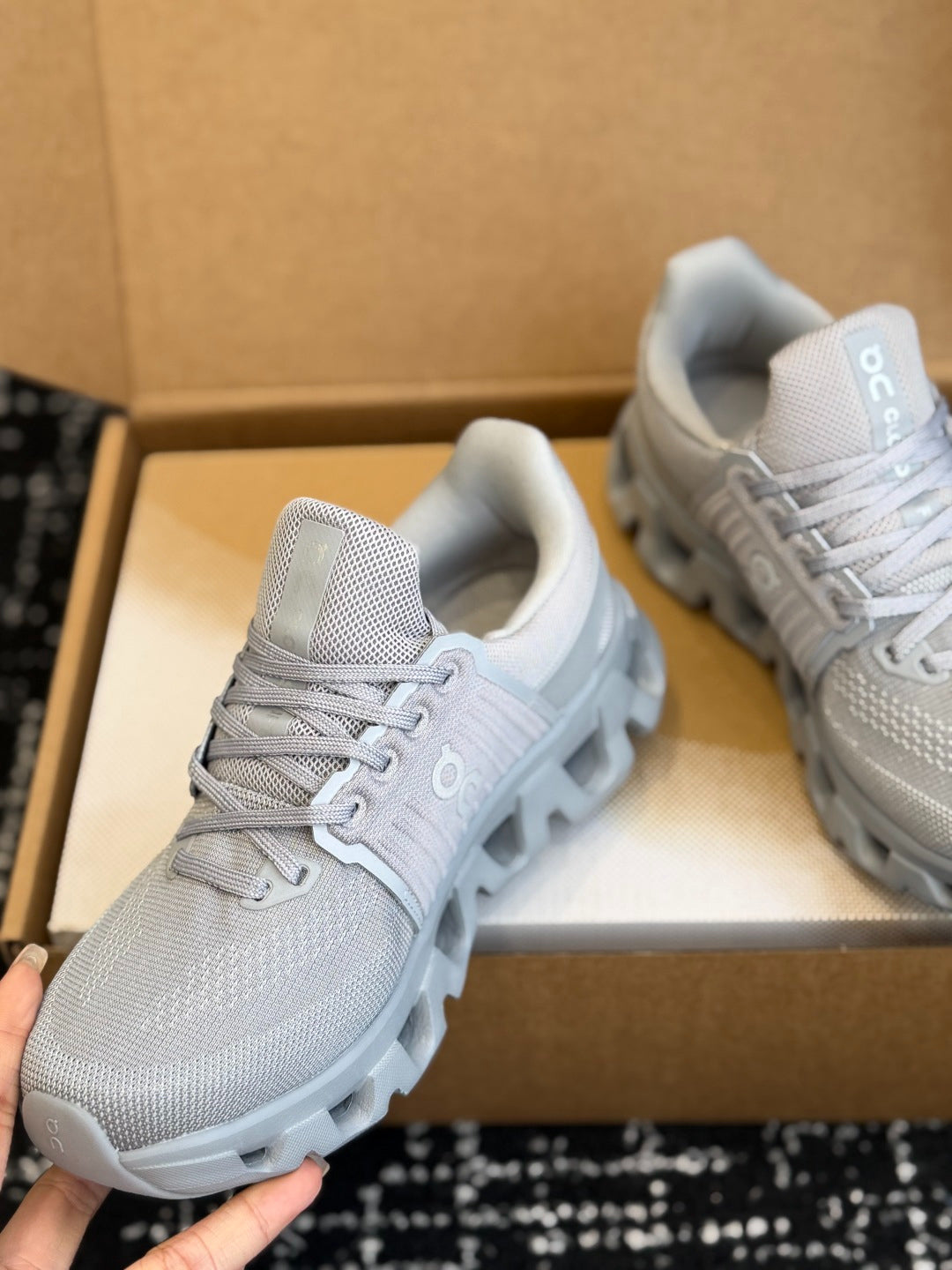 Alloy Gray On Cloudswift 4 Mesh Upper Daily Jogging Walking Sneakers
