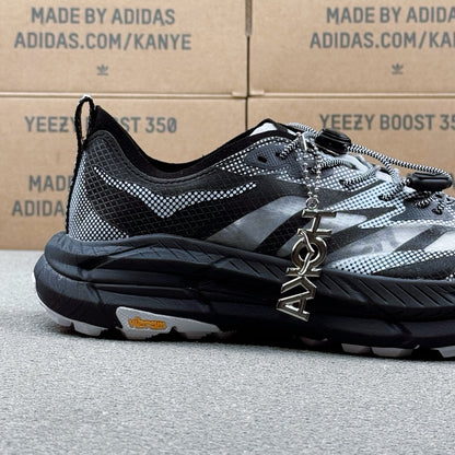 Hoka Mafate Speed 4 Black | White