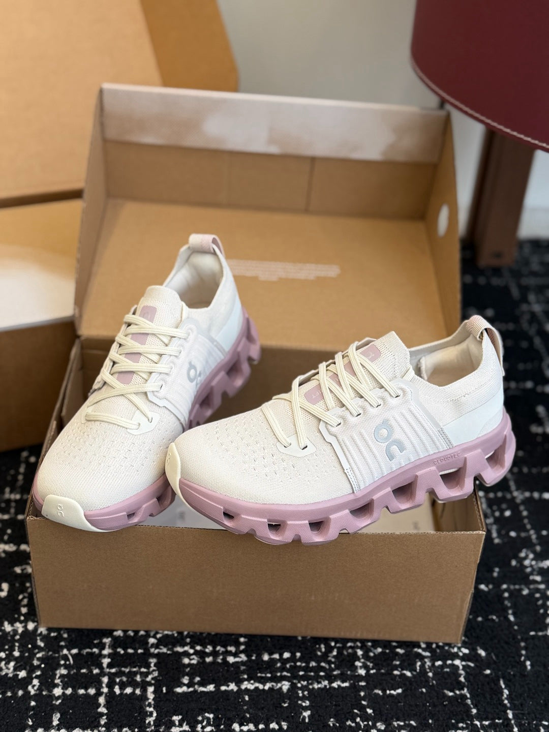 White Dusty Pink On Cloudswift 4 CloudTec Cushion Sneakers Breathable Mesh Women Running Shoes