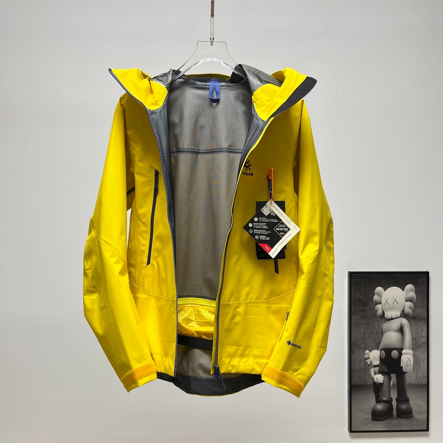 Arc'teryx Beta AR Men's GORE-TEX Pro 3L Waterproof Hardshell Jacket
