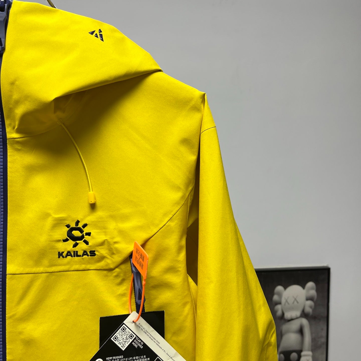 Arc'teryx Beta AR Men's GORE-TEX Pro 3L Waterproof Hardshell Jacket