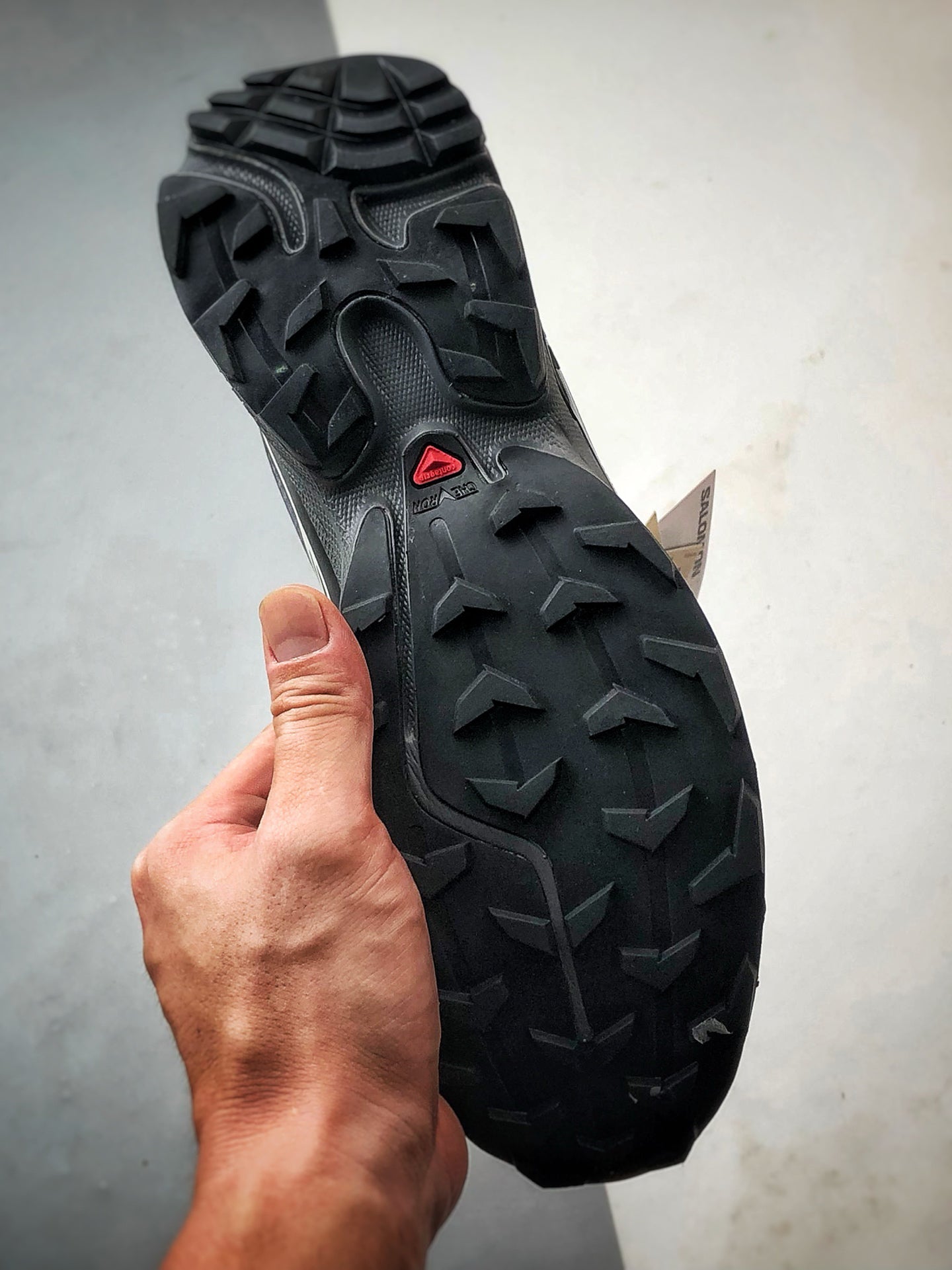 Salomon XT-6 GORE-TEX “Black Ebony Lunar Rock”