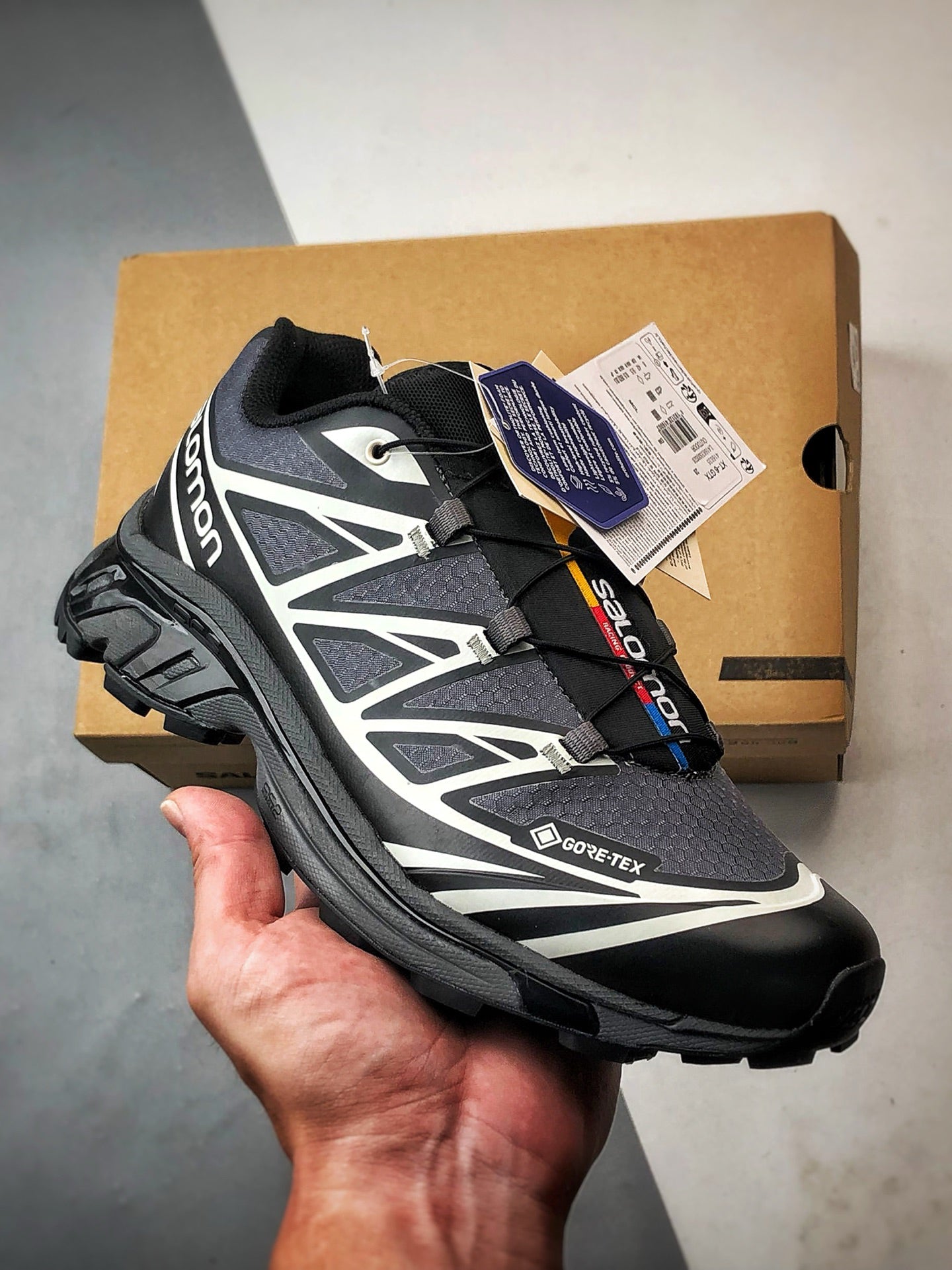 Salomon XT-6 GORE-TEX “Black Ebony Lunar Rock”