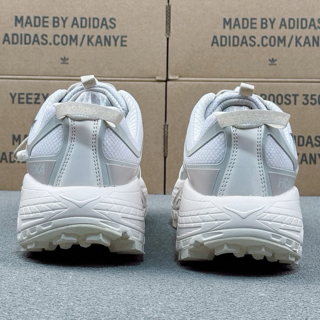 Hoka Mafate Three2 Light blue | White