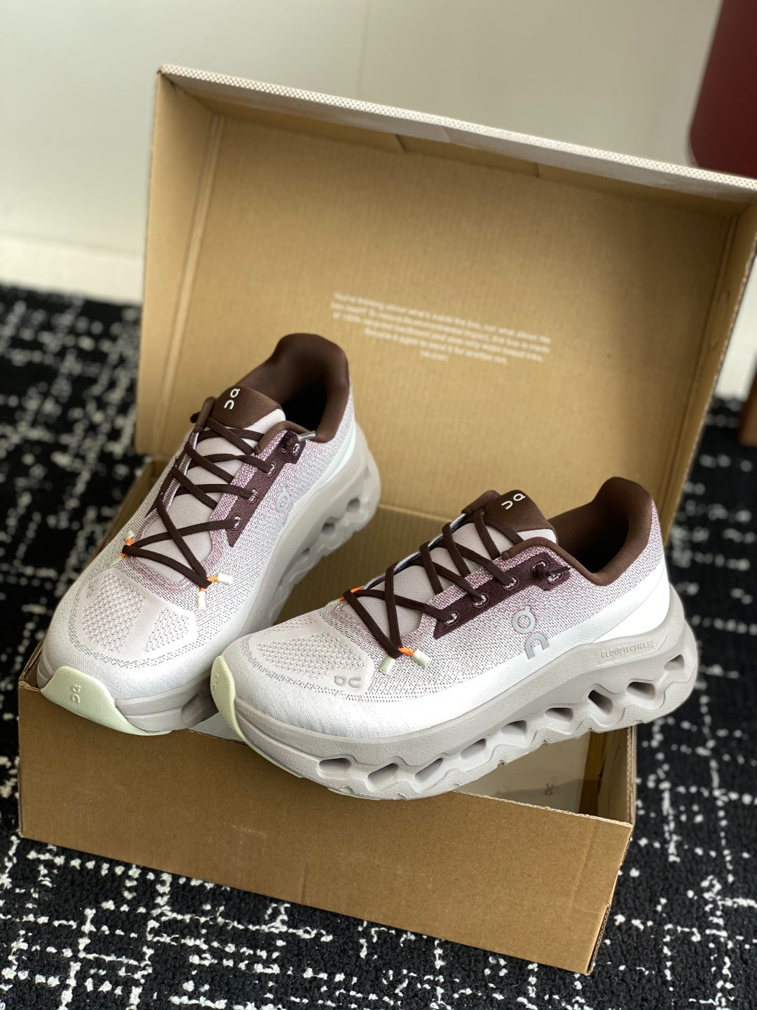 Cloudtilt Cushioned Running Sneakers Pale Pink Brown Gradient Breathable Mesh Sport Shoes Unisex