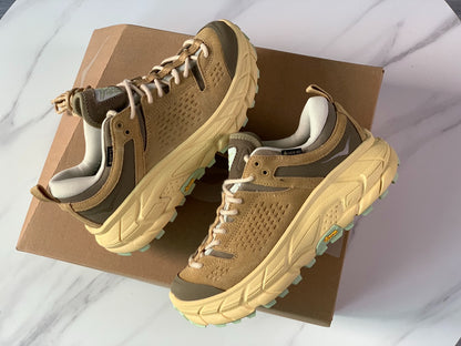 HOKA Ultra Low Gore-Tex Wheat Yellow | Mushroom Brown