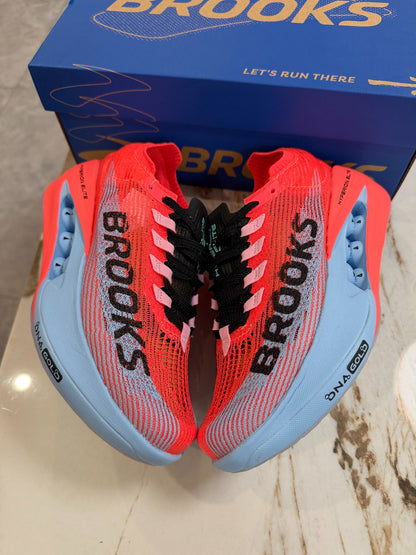 Brooks Unisex Hyperion Elite 5 Carbon-Plated Racing Shoes Pink Blue
