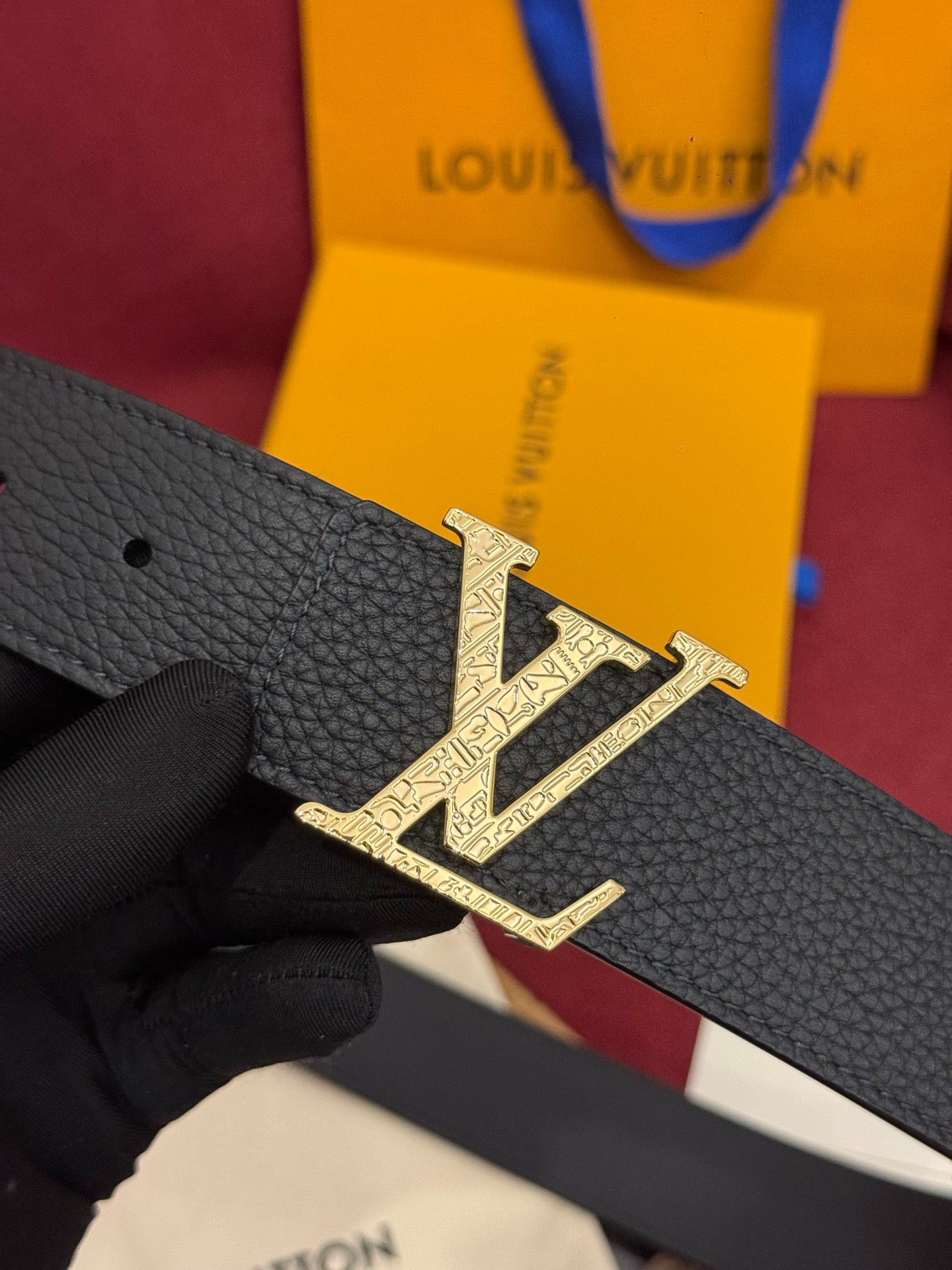 LV Black Leather 40mm Belt with Gold Engraved LV Buckle